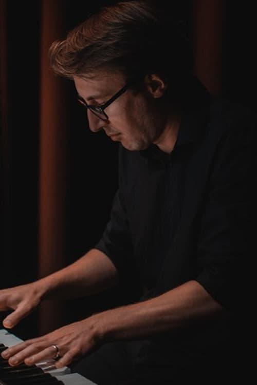 James Cox